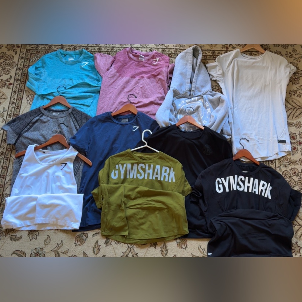 GYMSHARK RARE LOT - COMMENT WITH QUESTIONS ON PRICE - SIZE IN DESCRIPTION